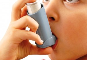 personas con asma  deben atenderse en temporadas de invierno