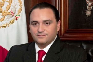 El gobernador Roberto Borge Angulo