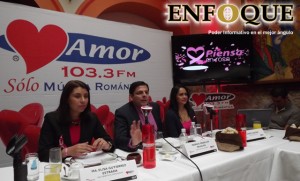 AMOR 103.3 FM-PIENSA EN ROSA