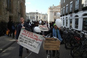 Protesta por Normalistas en el extranjero