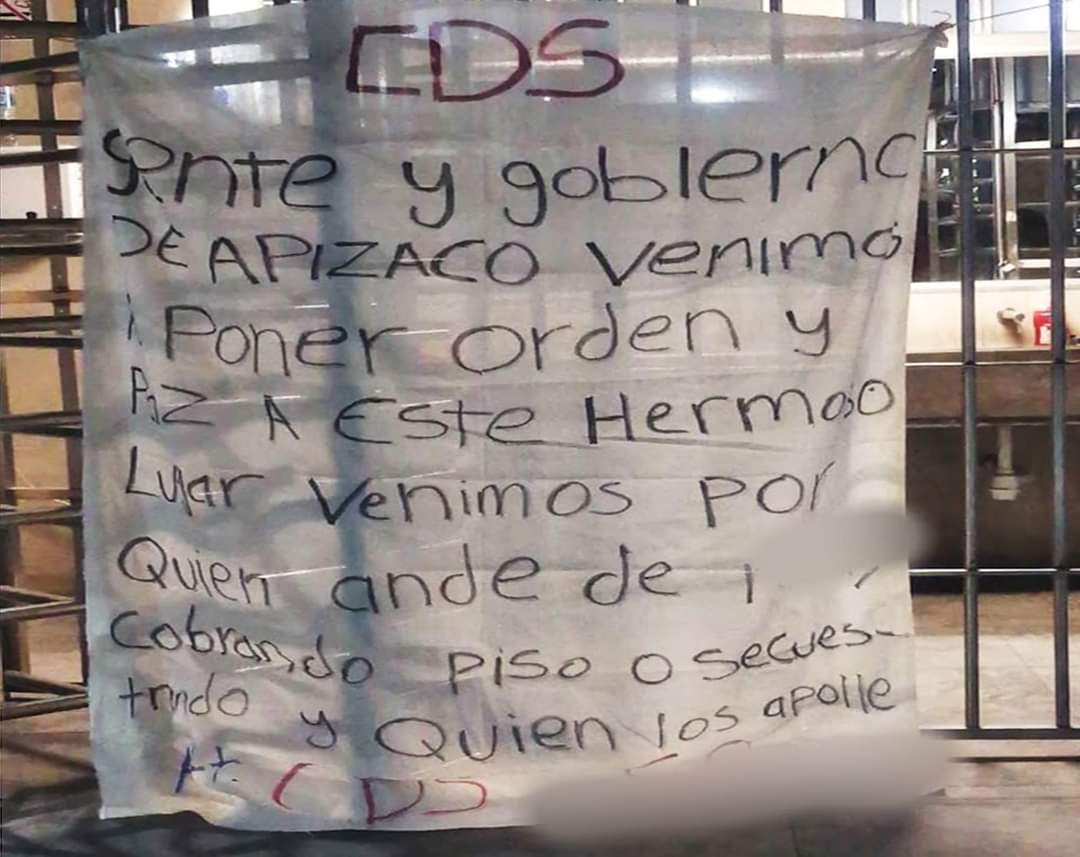 Con macabro mensaje amenazan a secuestradores y extorsionadores en Apizaco