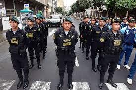 Crean en Perú aplicación de taxis conducidos exclusivamente por militares y policías 