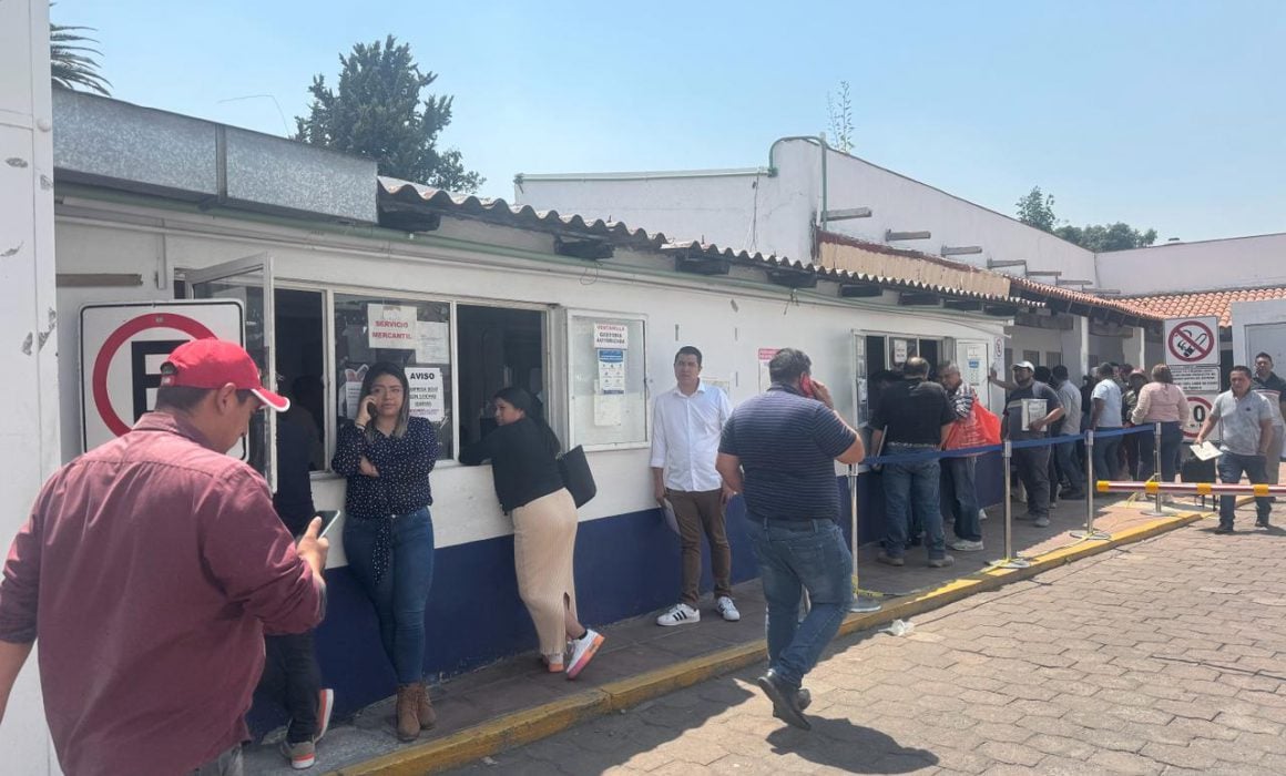 Amplía SMYT periodo para el canje de placas al 28 de junio