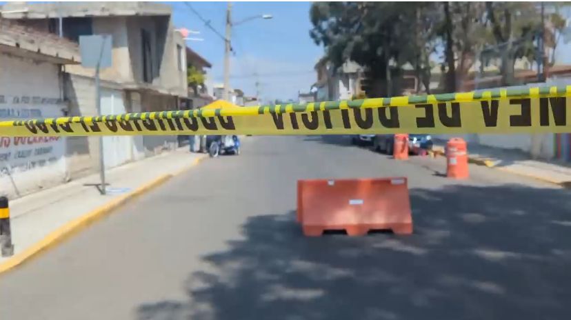 Persecución y balacera tras robo de una camioneta en Puebla