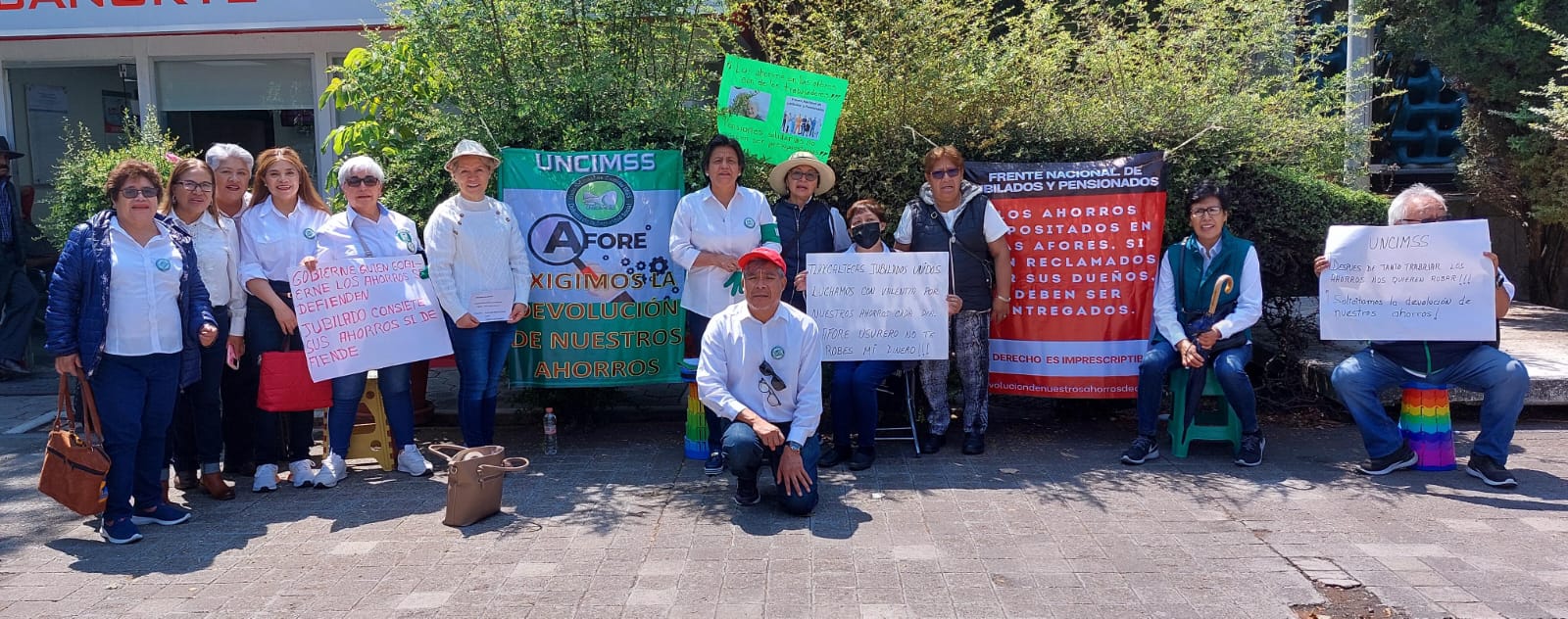 Piden jubilados del UNCIMSS recuperación de ahorros del Afore en Tlaxcala