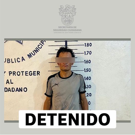  Policías municipales de Cholula aseguran a presunto ladrón de bicicletas en el Barrio de Jesús