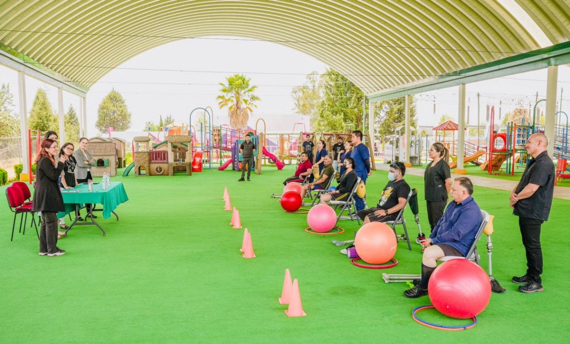 Atestigua Secretaría de Bienestar atención a personas con discapacidad