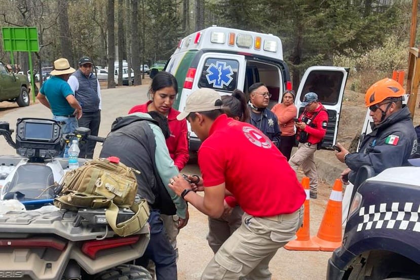 Brinda PC de Huamantla auxilio a tres personas que sufrieron caída en la Malinche