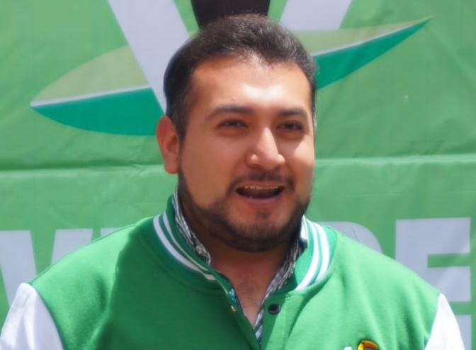 Señala Chava Santos campaña de desprestigio en su contra