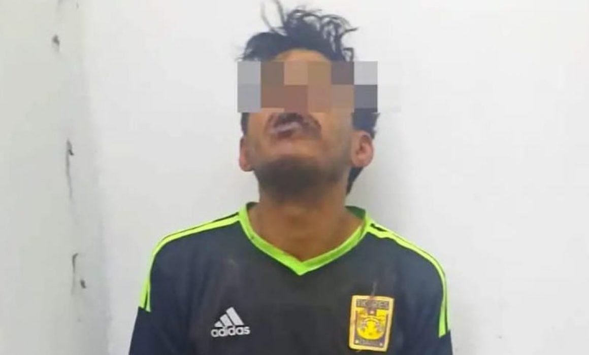 Rescatan a supuesto ladrón de ser linchado y golpean a policía en Zacatelco