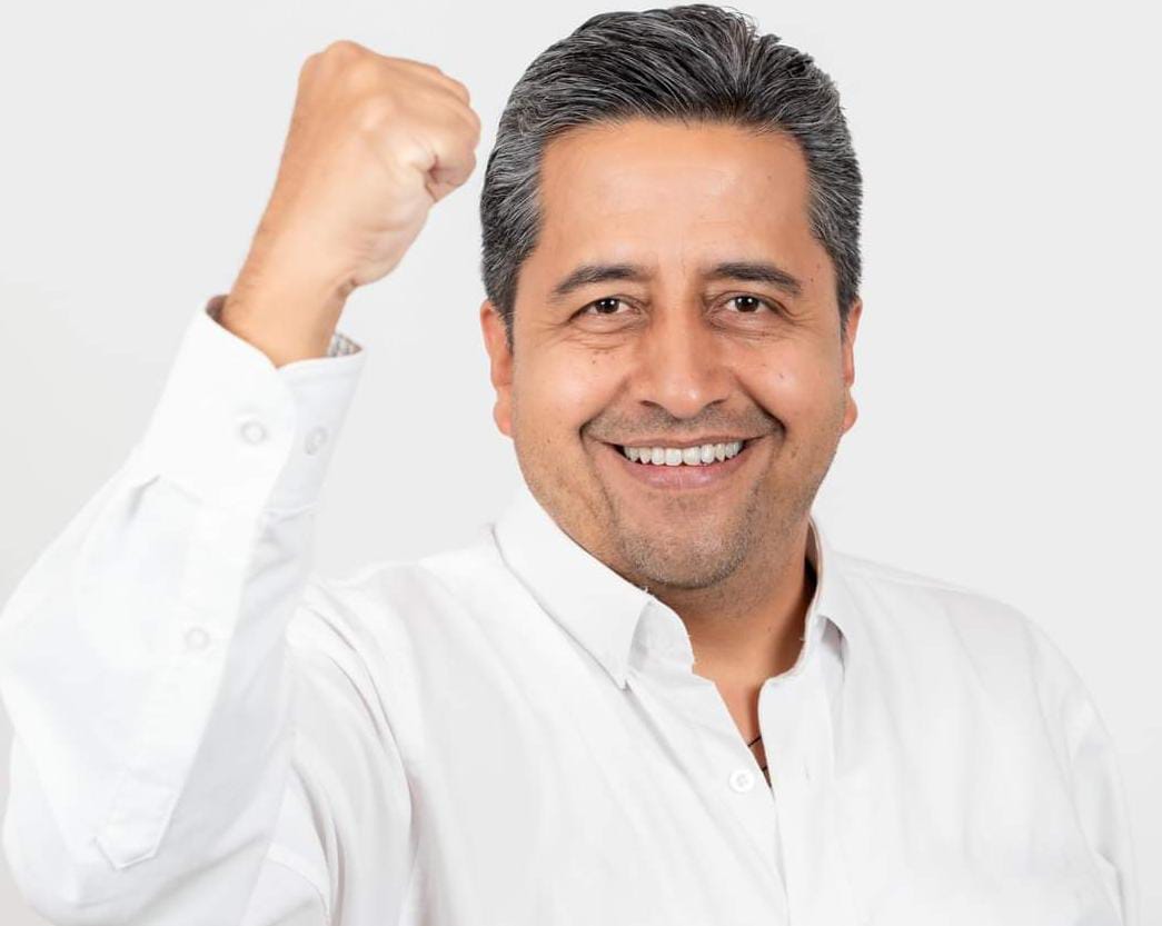 Cuestionan huamantlecos, aparente respaldo a Carlos Pimentel por autoridades estatales