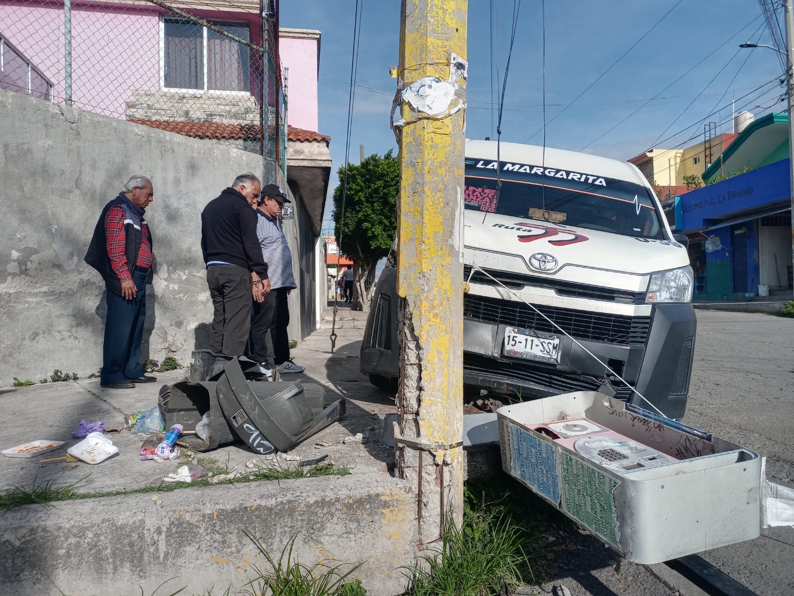 Accidentes de transporte público en Puebla dejan cuatro lesionados y causan daños materiales