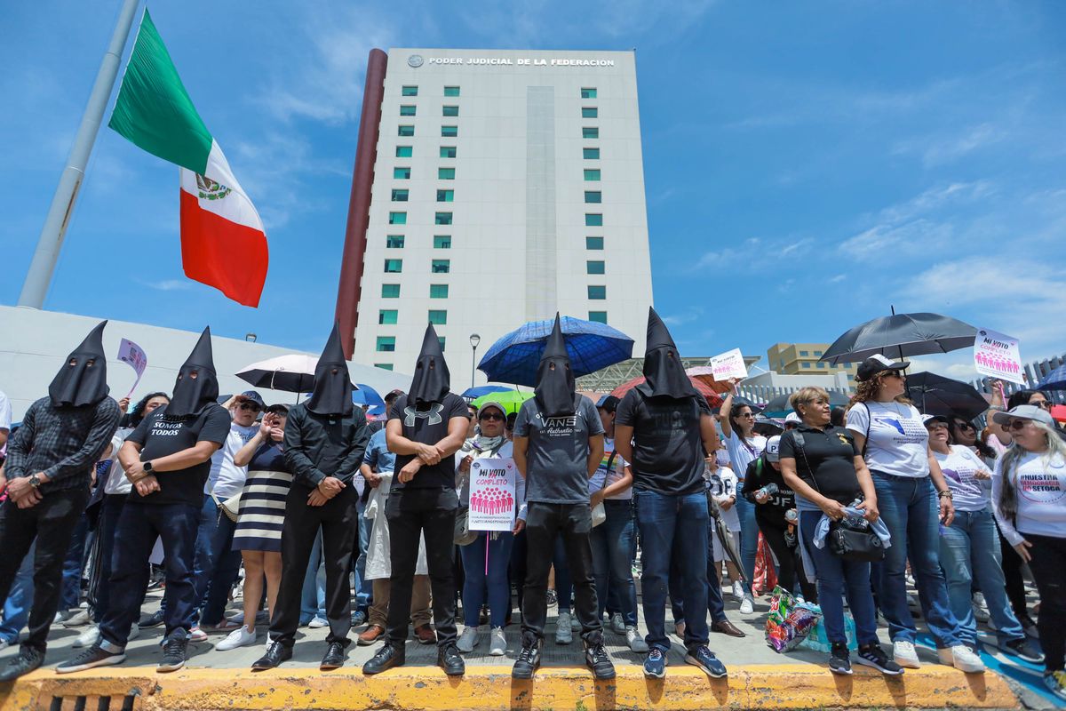 Trabajadores del Poder Judicial en Puebla inician paro indefinido contra Reforma de AMLO