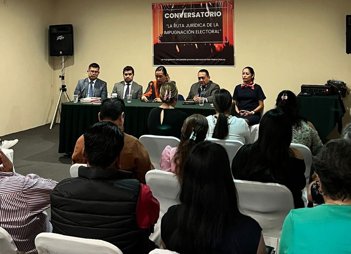 Simpatizantes de Roxana Luna organizan Conversatorio para impugnar resultados electorales en San Pedro Cholula