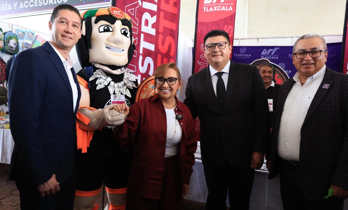 Encabeza Lorena Cuéllar Feria del Regreso a Clases 2024