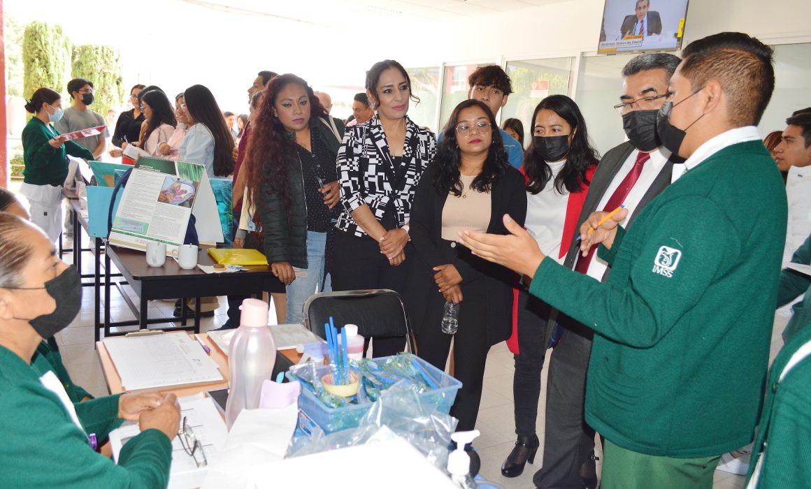 Efectuó UATX jornada de salud sexual y reproductiva