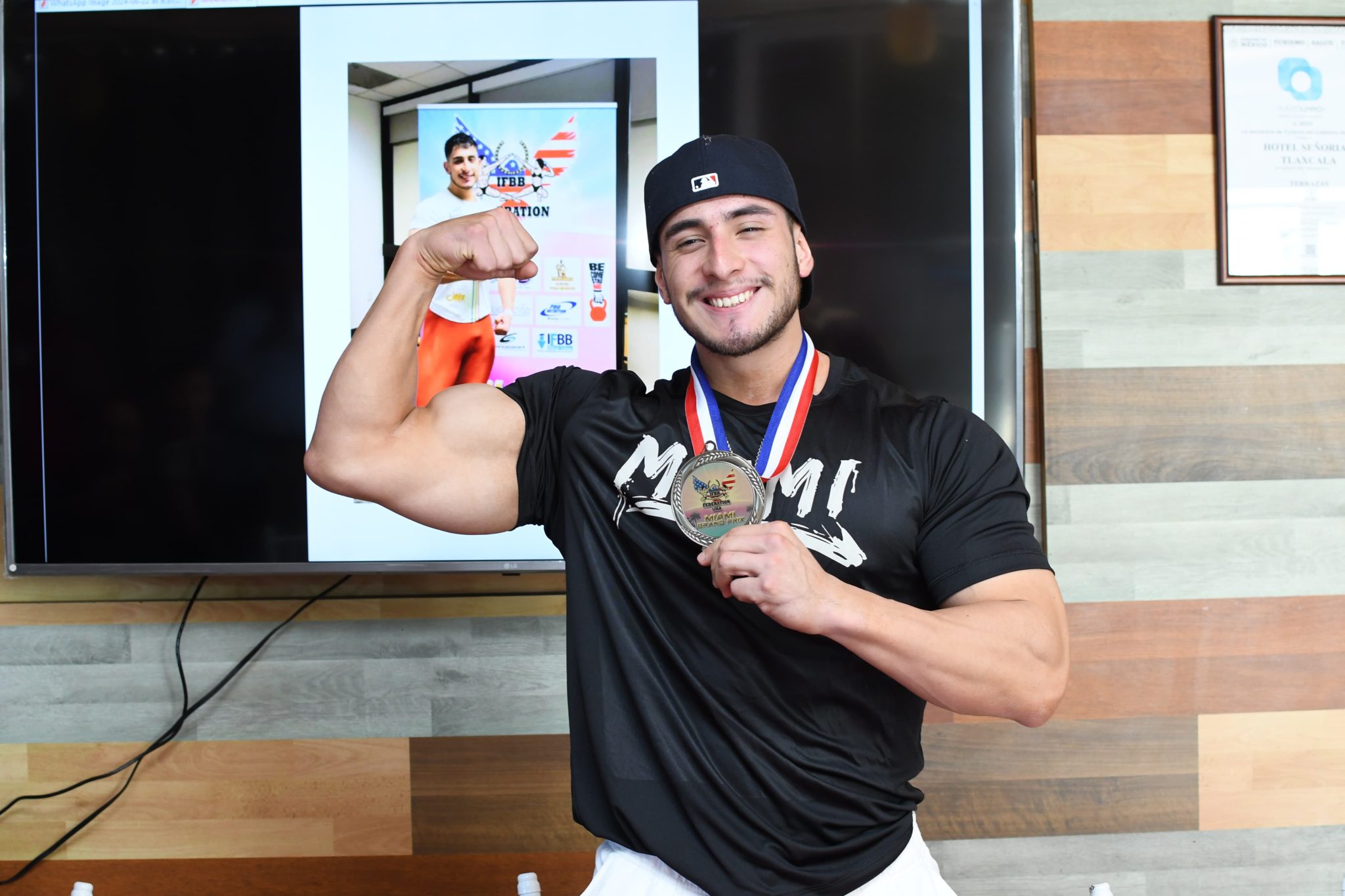 Logra tlaxcalteca primer lugar en el Grand Prix de Miami, Florida