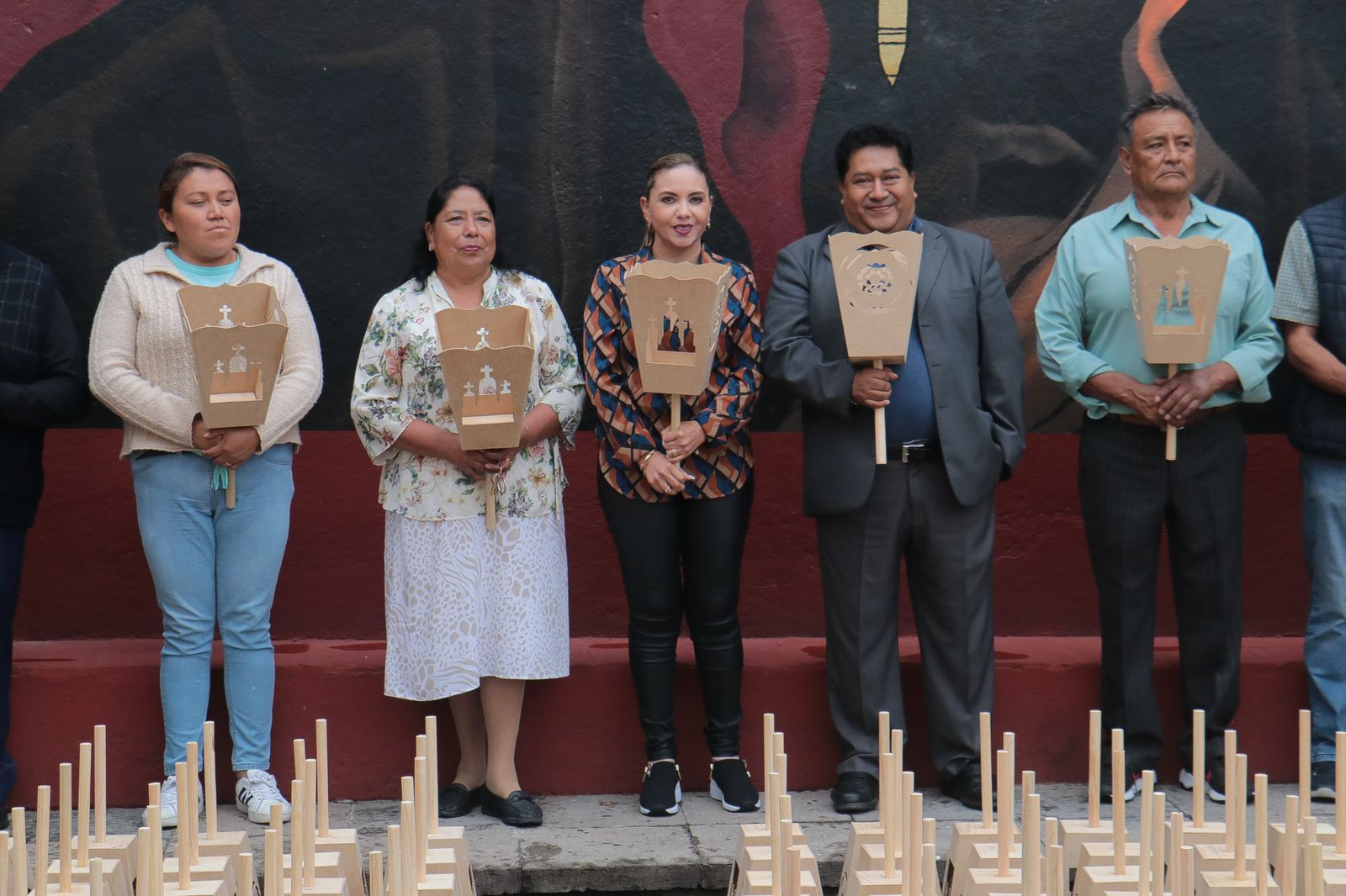 Entrega gobierno de San Pedro Cholula 540 faroles a mayordomías                                                                                                                         