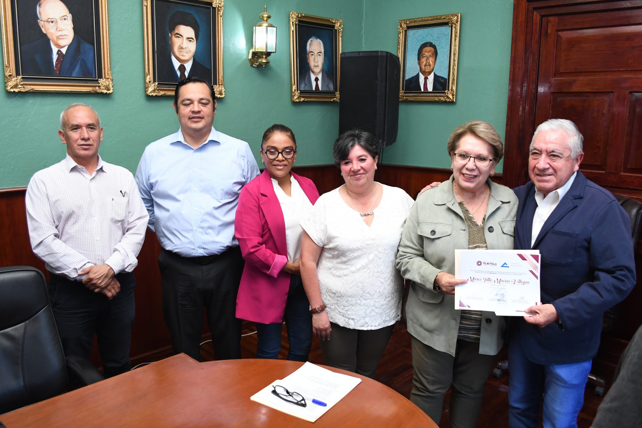 Reconoce Canaco a comercios locales que sobrevivieron a pandemia