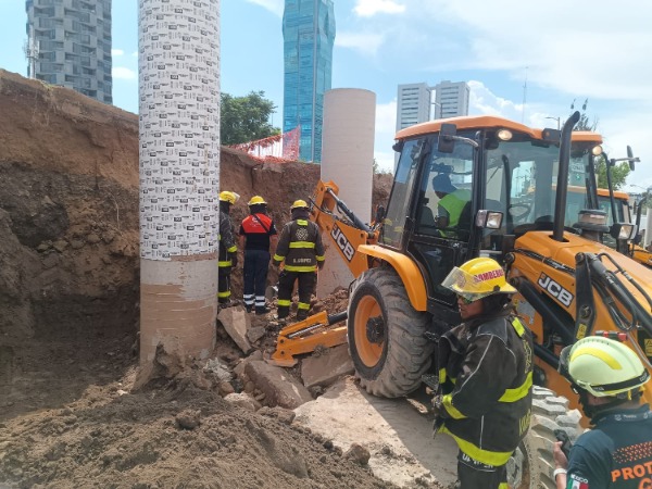 Fiscalía de Puebla investiga deceso de trabajadores en construcción de distribuidor vial 