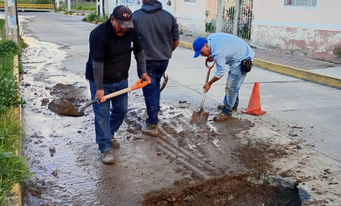 Trabajan brigadas de CAPAMH en reparación de fugas de agua en Huamantla