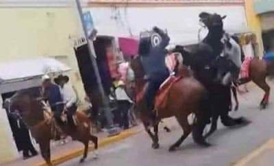 Procederán penalmente contra sujeto que atacó con machete a caballo en Chiautempan