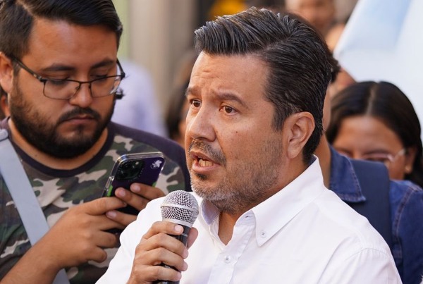 Jesús Zaldívar impugna inhabilitación dictada por Tribunal de Justicia