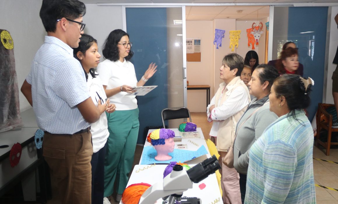 UATx celebra el Día de los Derechos Humanos con el taller 'Mujeres con-ciencia y derechos
