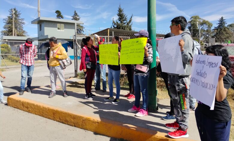 Gobierno refuerza apoyos a familias afectadas por explosión en Simec