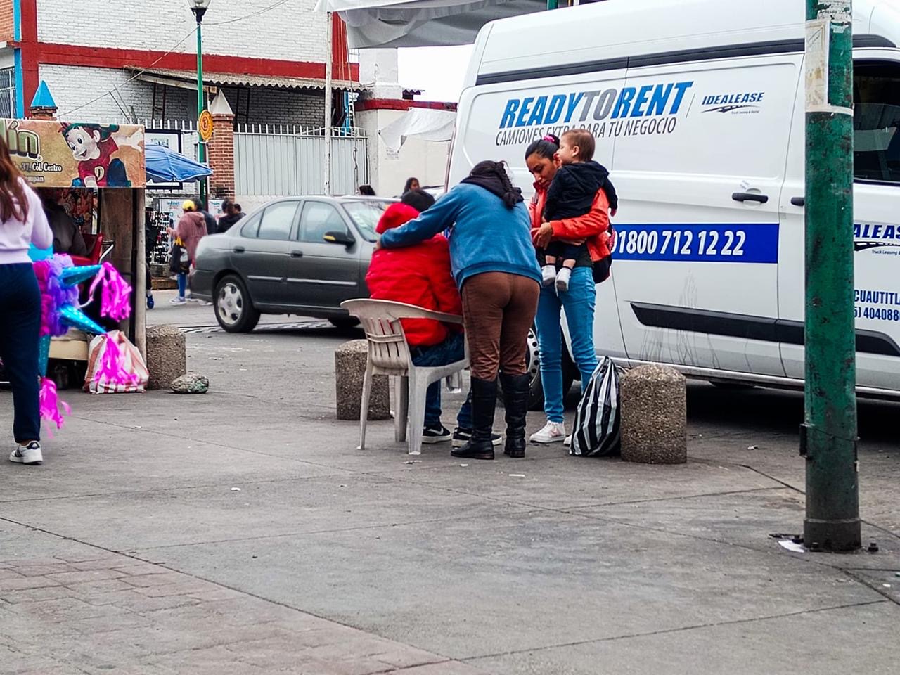 Acción Solidaria en Santa Ana Chiautempan: Comunidad Ayuda a Hombre en Emergencia