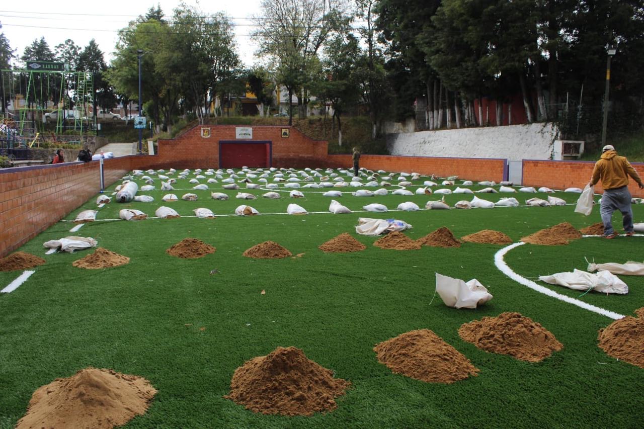Renovación del Parque Hundido en Tlaxcala: ¡Nueva cancha de fútbol para todos!