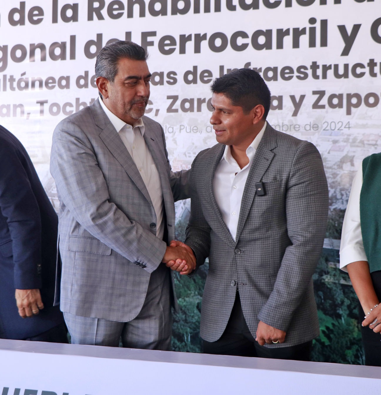 El gobernador Sergio Salomón nos deja la vara alta a todos los alcaldes: Omar Muñoz 