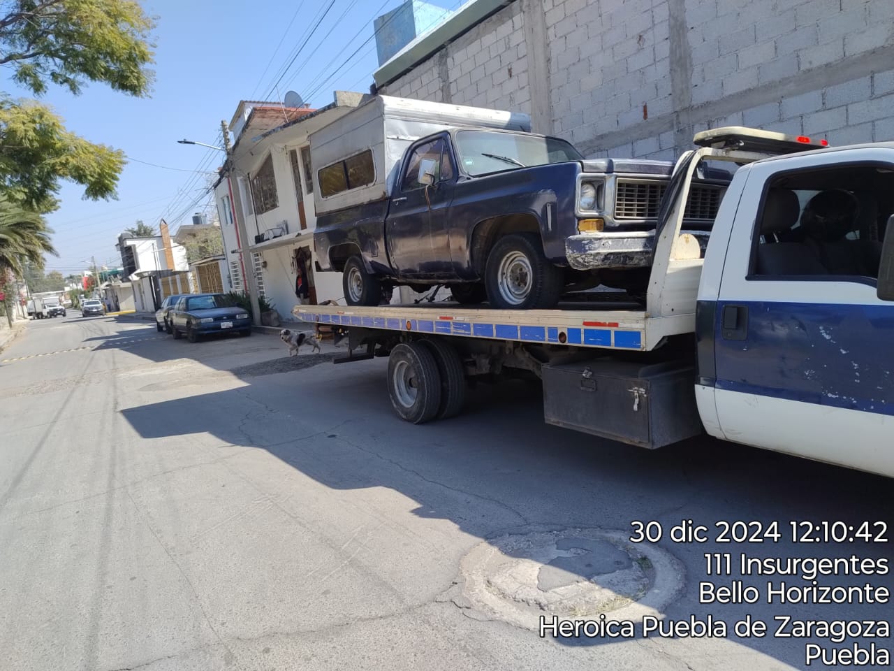 Secretaría de Seguridad Ciudadana y Protección Civil de Cuautlancingo auxilia a automovilista