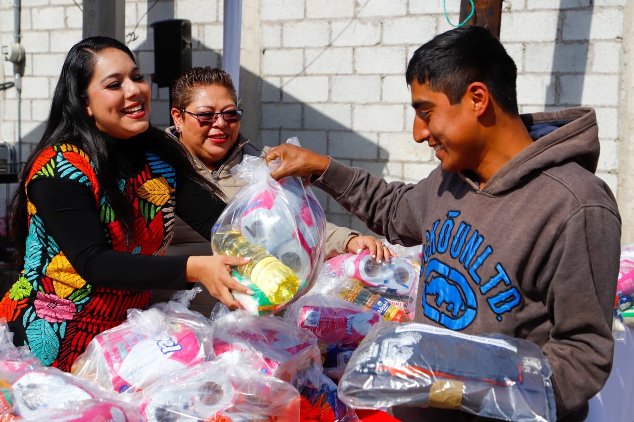 Gobierno de San Pedro Cholula entrega equipo y uniformes a trabajadores del Servicio de Limpia