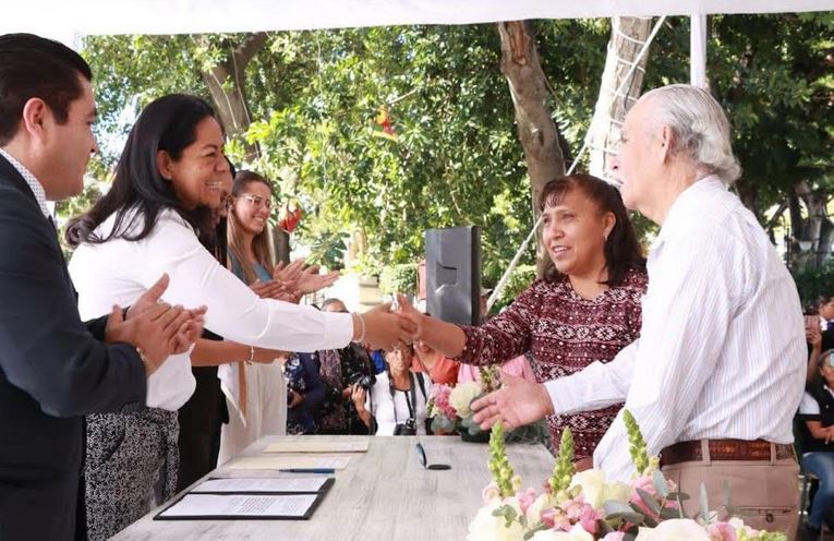 47 parejas sellan su amor en matrimonios comunitarios en Atlixco