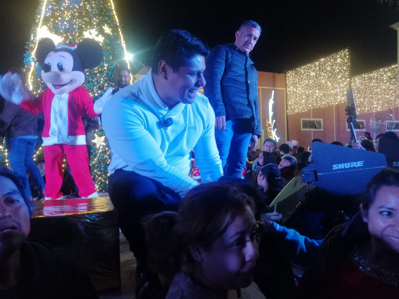 Recuperar la identidad y unidad familiar, objetivo de iluminación navideña en Cuautlancingo