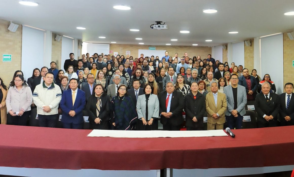 Apuntala UATX la formación cívica y democrática de los estudiantes