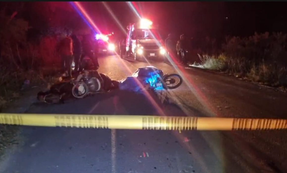 Muere menor de edad tras chocar motocicleta contra caballo en Ixtacuixtla
