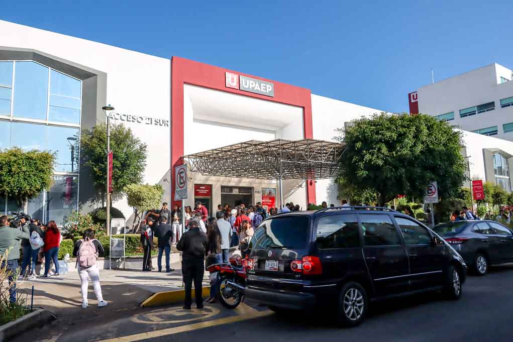Inicia socialización del proyecto de peatonalización en la 21 Sur, frente a la UPAEP
