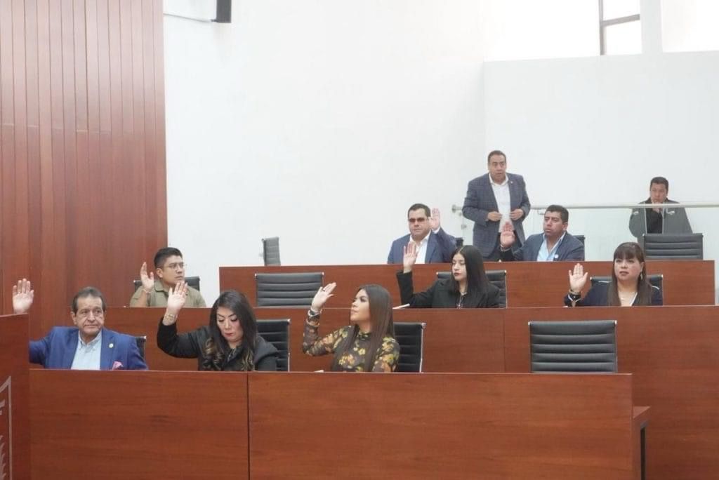 Aprueban formato de comparecencia de titular del TSJE 