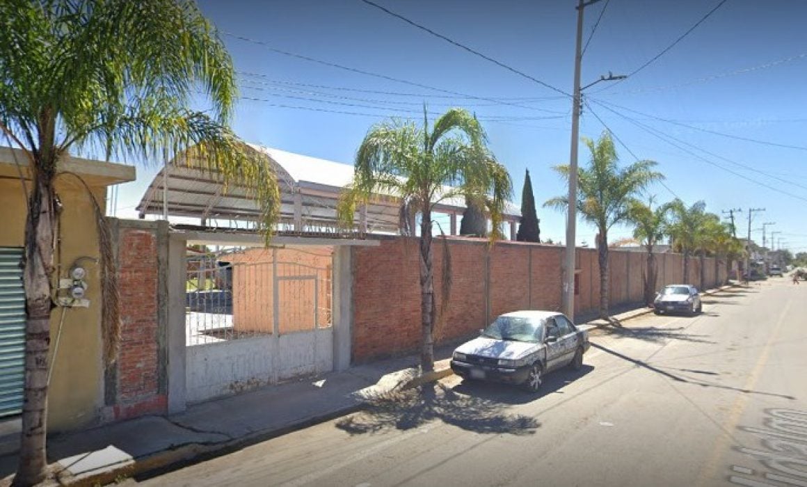 Denuncian padres de familia abuso escolar de maestra en Nativitas