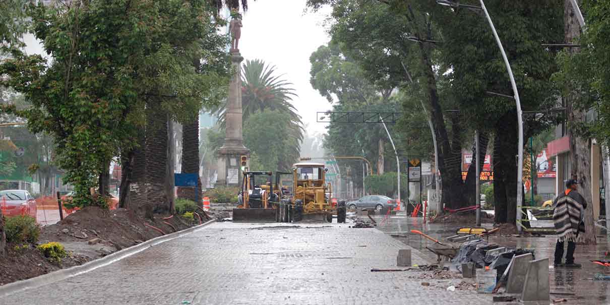 Inicia rehabilitación de la Avenida Juárez con cierre parcial de carril