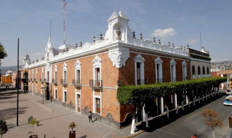 Sigue venta ilegal de plazas y vacantes en gobierno de Tlaxcala, alerta la OMG