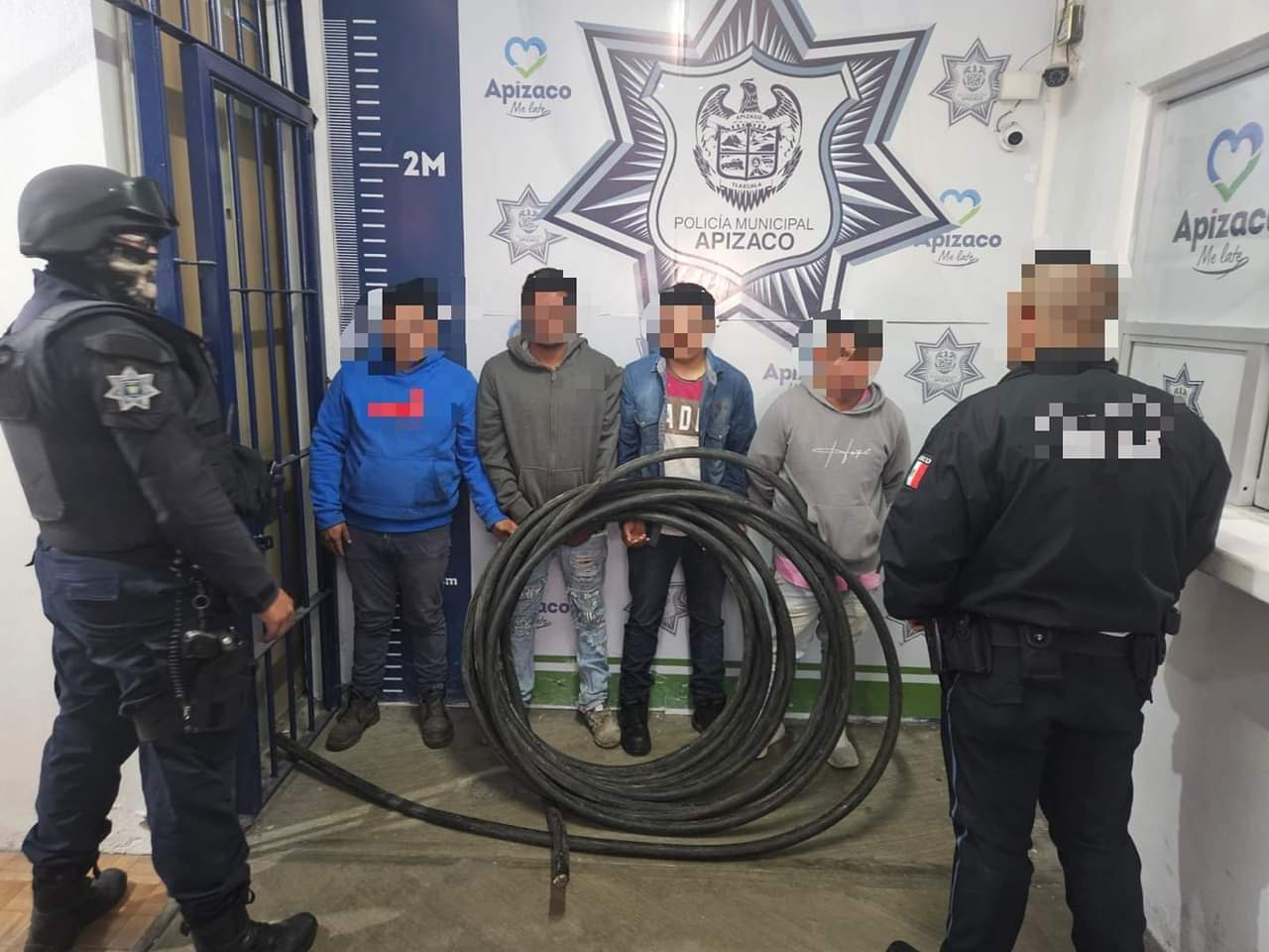 En intensa persecución detenien a delincuentes poblanos por robo de cable telefónico