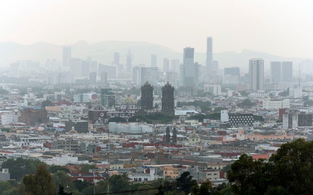 Circulación en Puebla podría ser restringida debido a contingencia ambiental