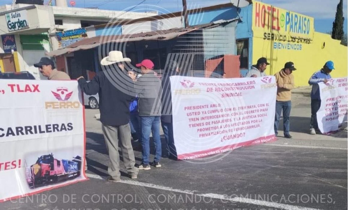 Ganaderos bloquean la carretera México-Veracruz en Calpulalpan