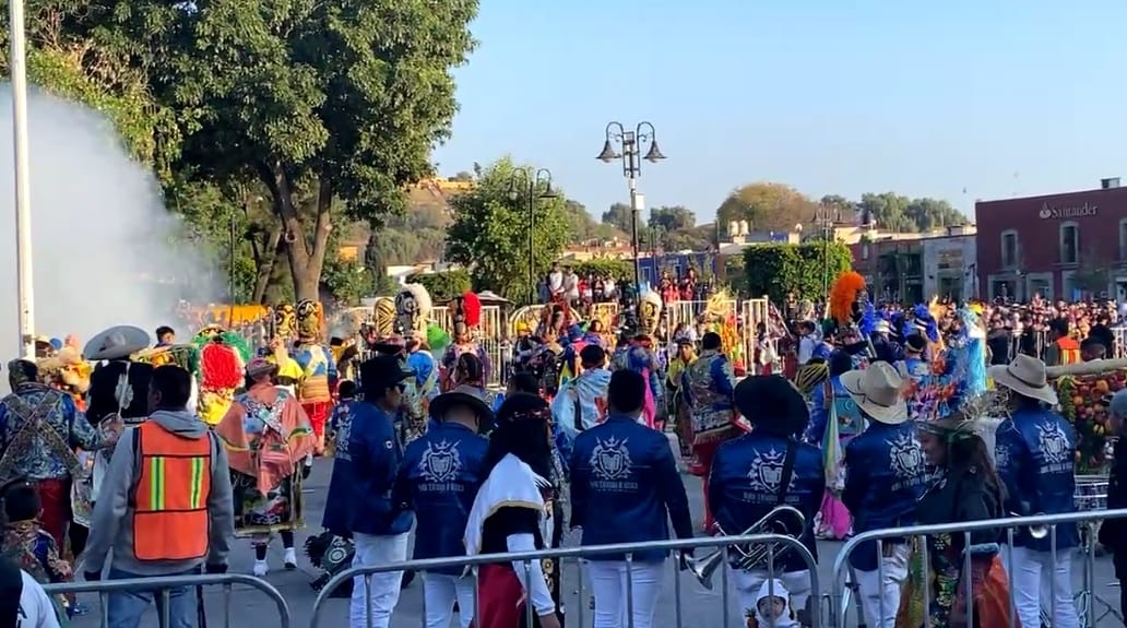 Carnaval 2024 San Pedro Cholula: Una explosión de color, música y tradición