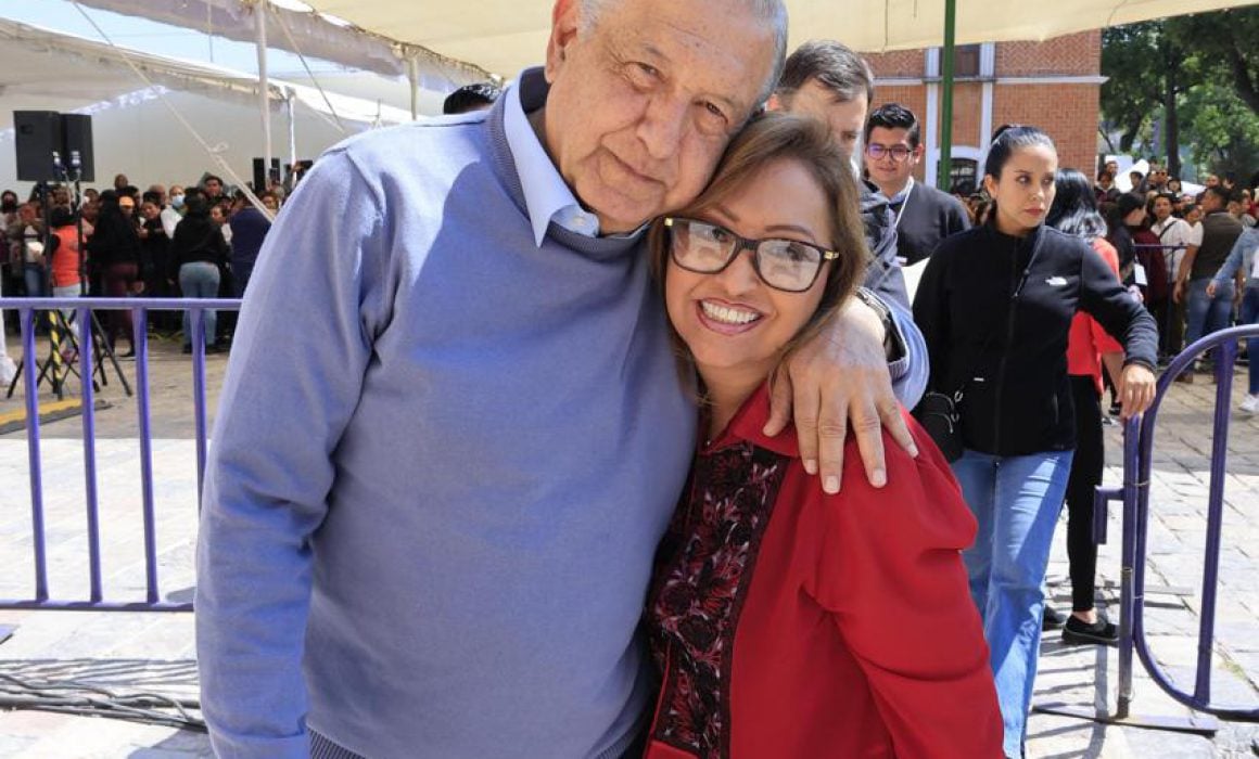 AMLO y Lorena Cuéllar encabezan entrega de obras de Patrimonio Cultural