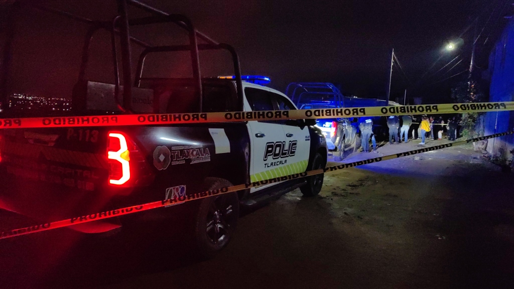 Hombre es apuñalado y asesinado a golpes, en Acuitlapilco