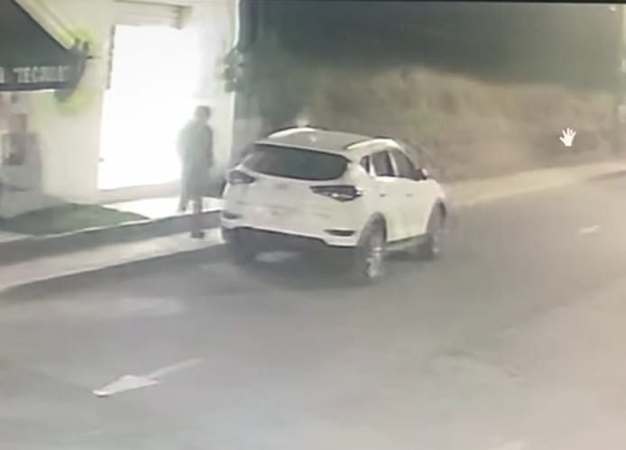 Roban cajero automático en Plaza Cruz del Sur y camioneta en colonia Porto Alegre: Cuautlancingo
